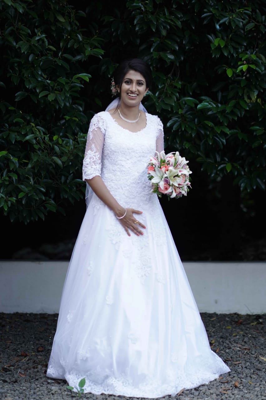 QUEENS BRIDAL MAKEUP STUDIO AND BEAUTY CLINIC THODUPUZHA